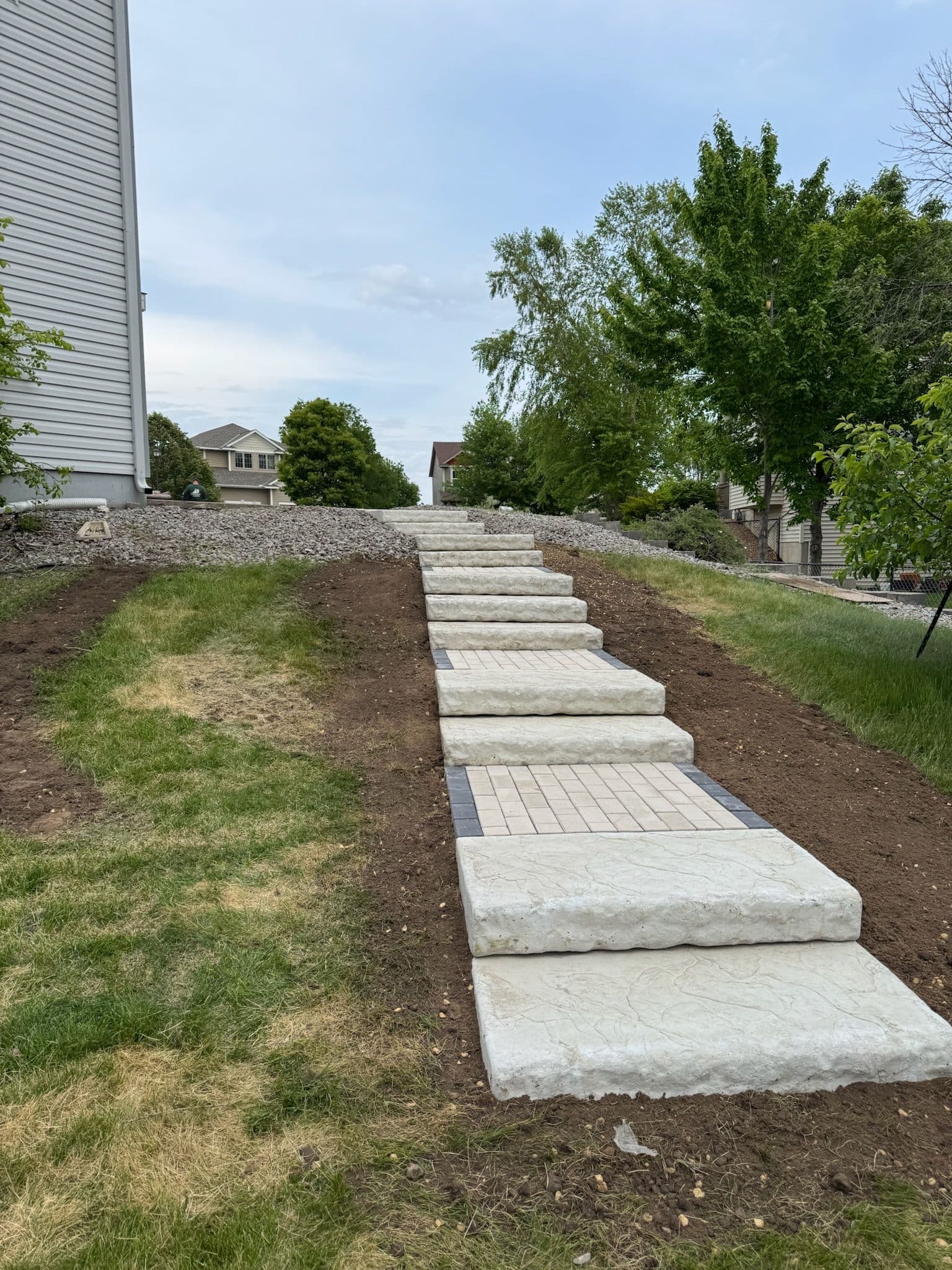 Gallery photos for Paver Pathway and Staircase Built Down a Sloped Backyard: Image #2