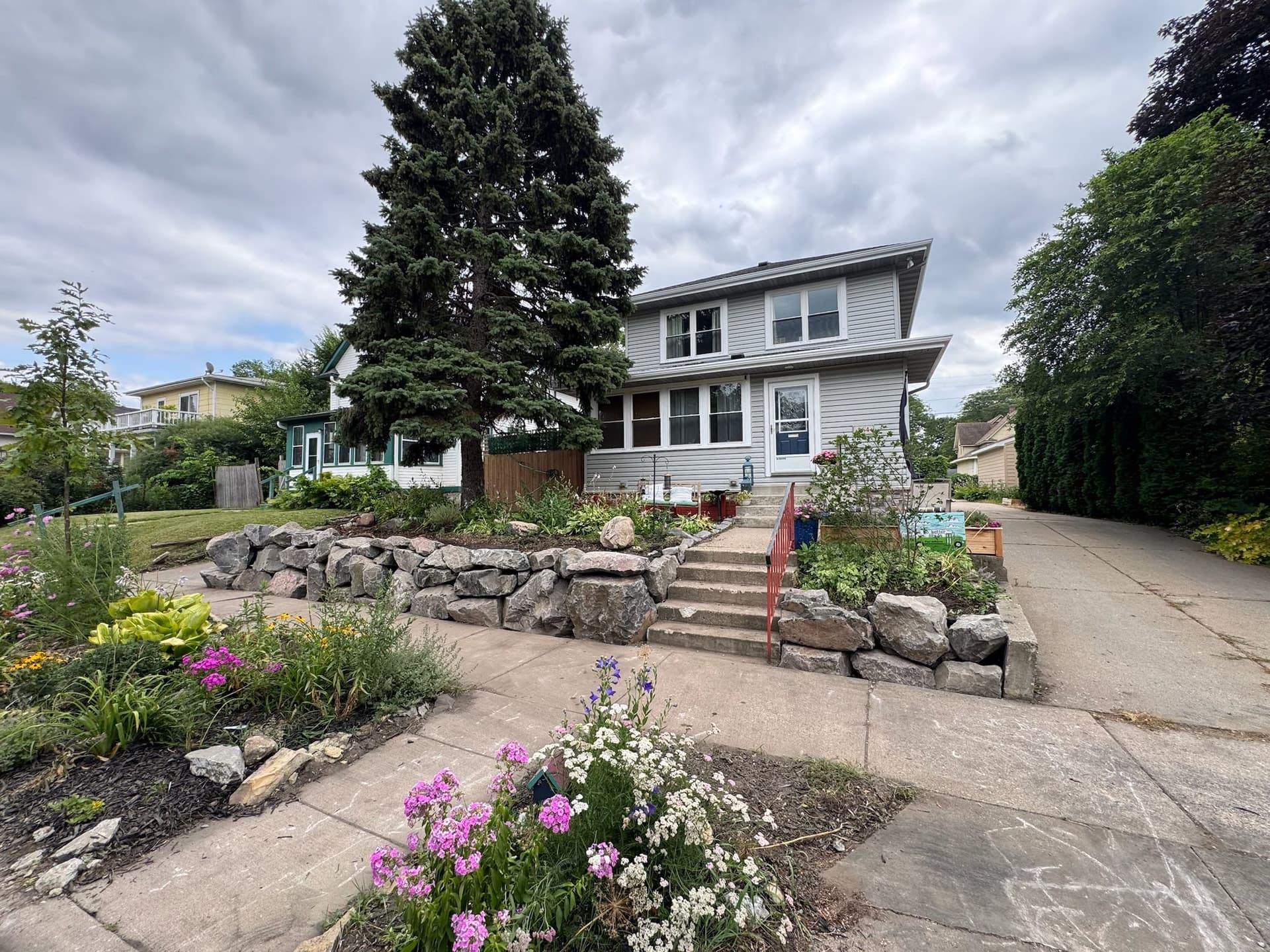 DIY Retaining Wall Fails in St. Paul - We Fixed It Right image