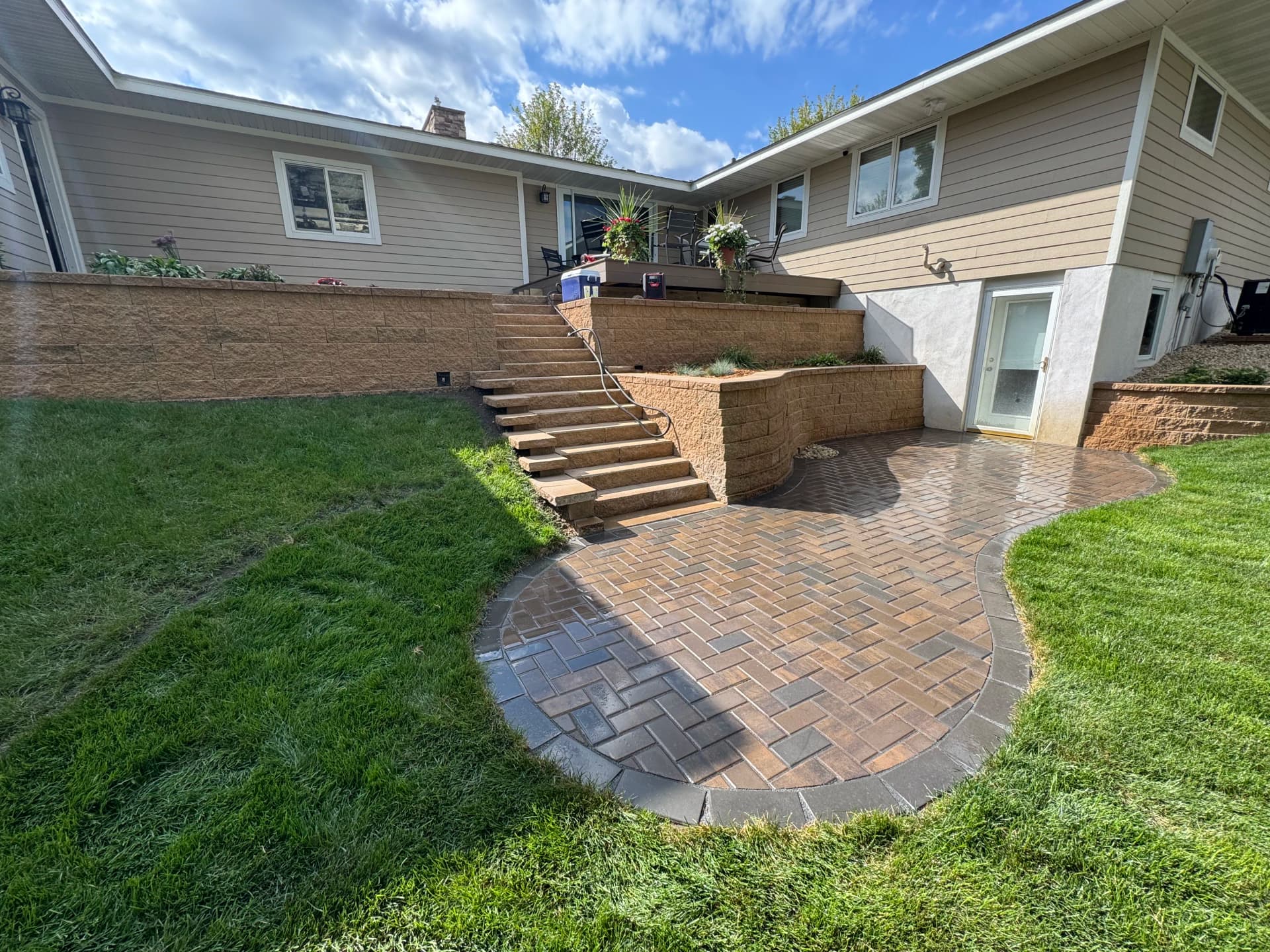 Gallery photos for Paver Patio and Retaining Wall Overhaul in Minneapolis: Image #3