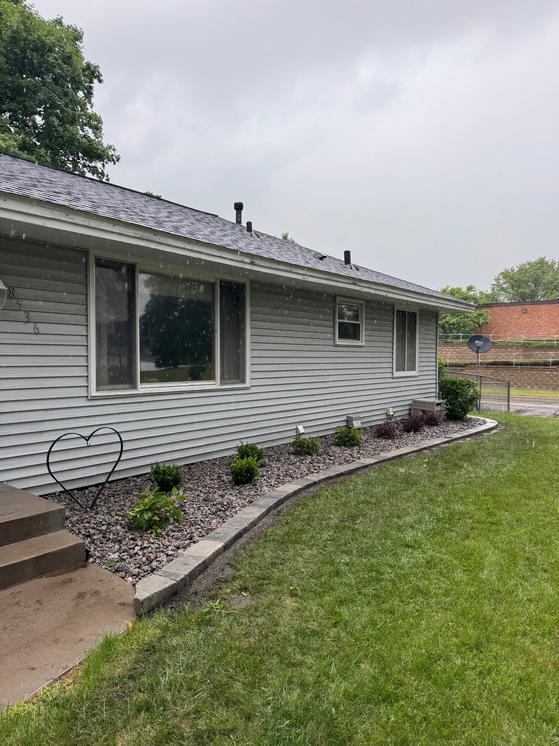 Gallery photos for Cottage Grove Garden Bed Cleanup With New Shrubs and Stone: Image #2